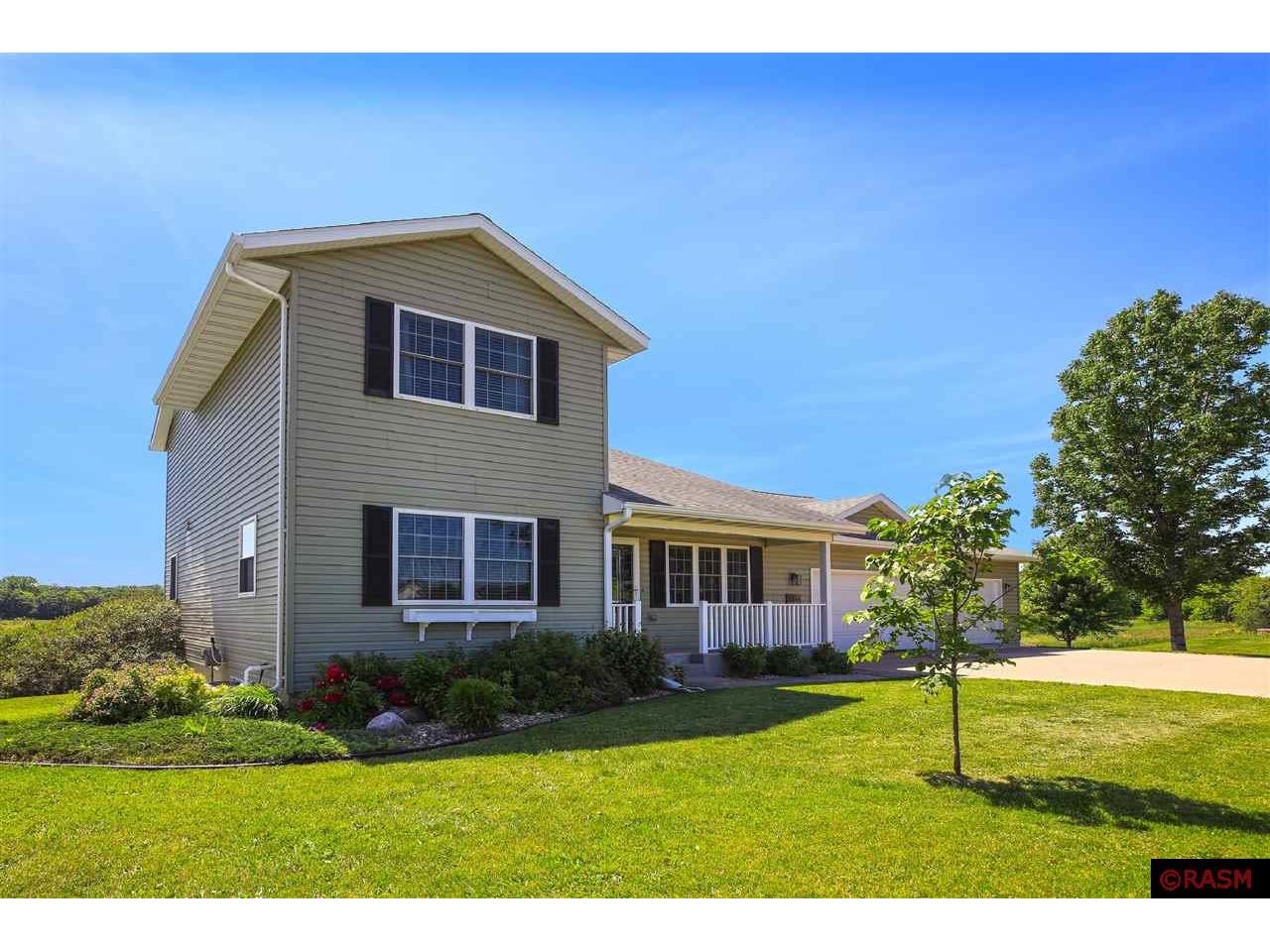 2404 NE 6th ST Waseca MN 56093 7035145 image1