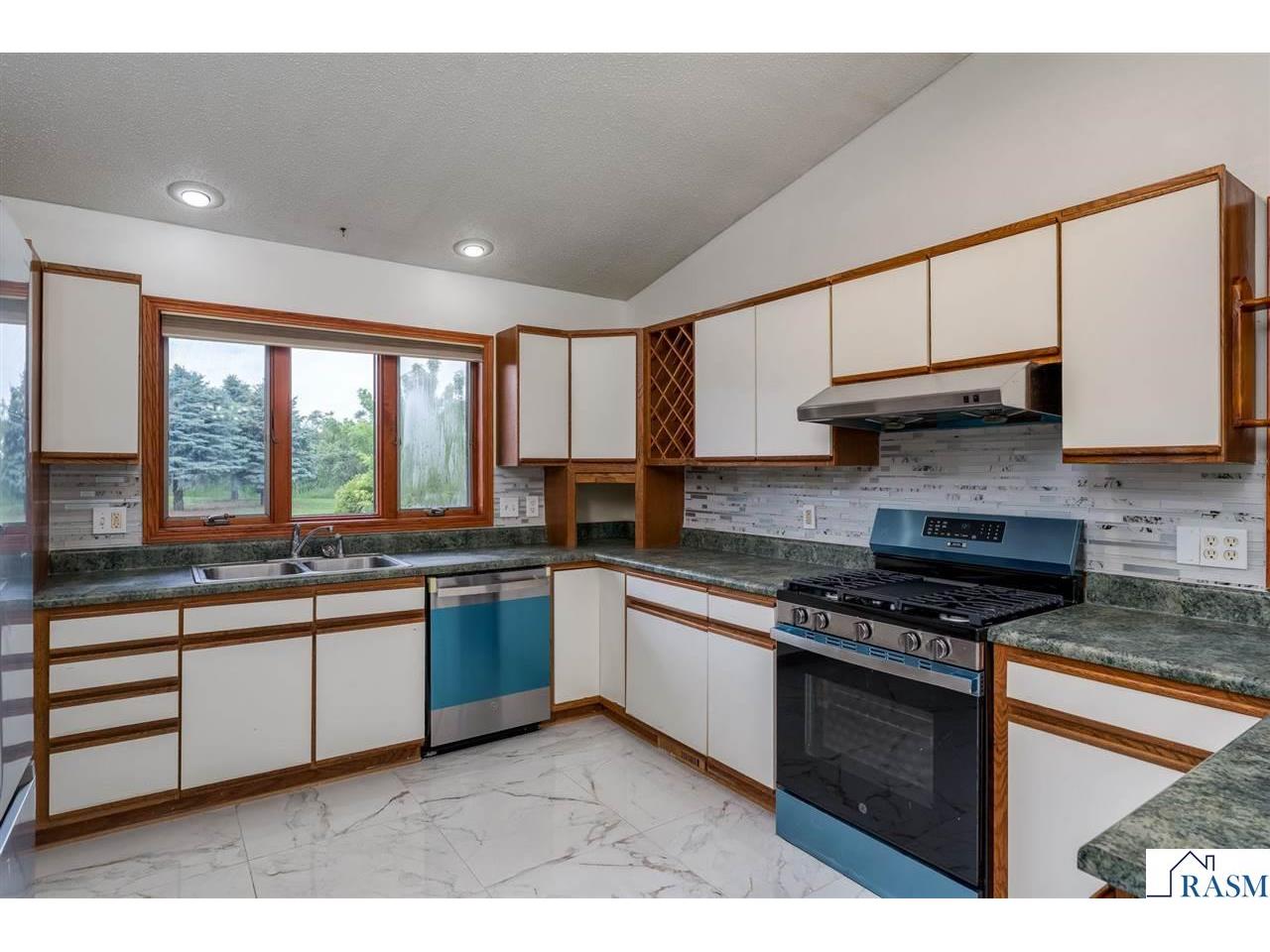2409 Fair Street Mankato MN 56001 7040447 image16