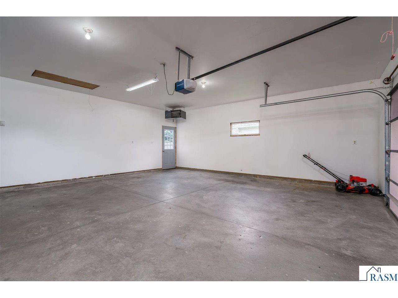 2409 Fair Street Mankato MN 56001 7040447 image34