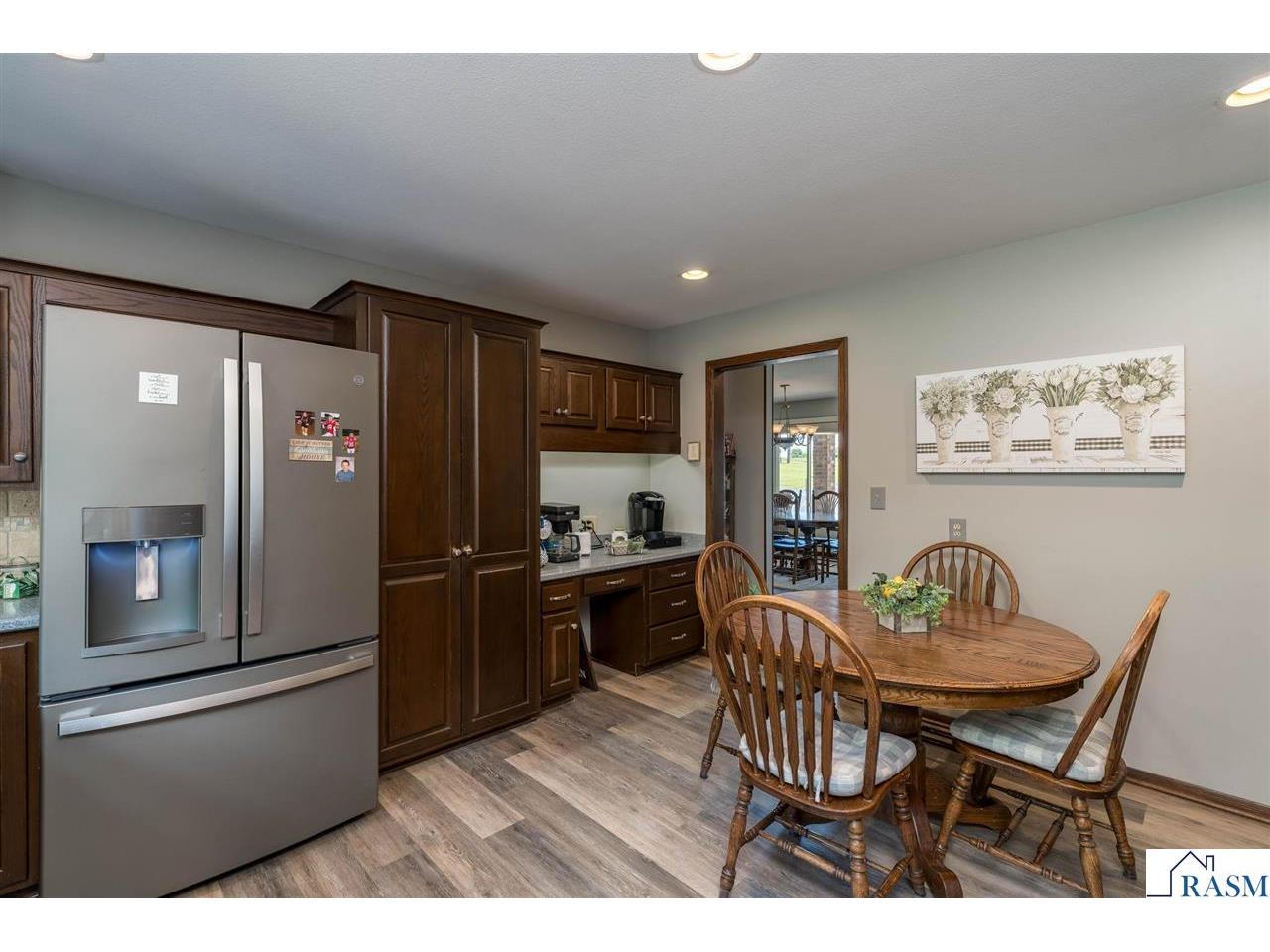 24100 577th Ln Mankato MN 56001 267040586 image14