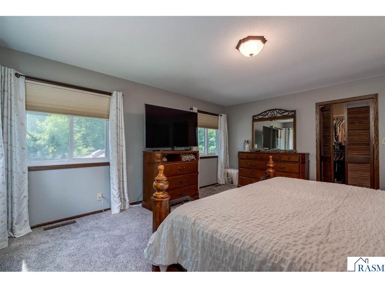 24100 577th Ln Mankato MN 56001 267040586 image21