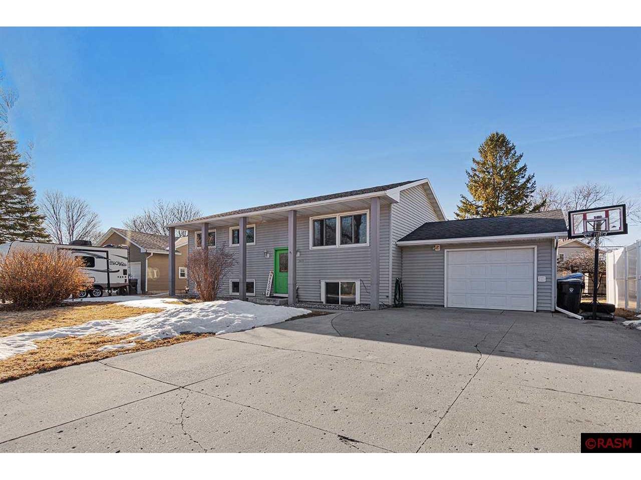 2411 E Main Street Mankato MN 56001 7036880 image1