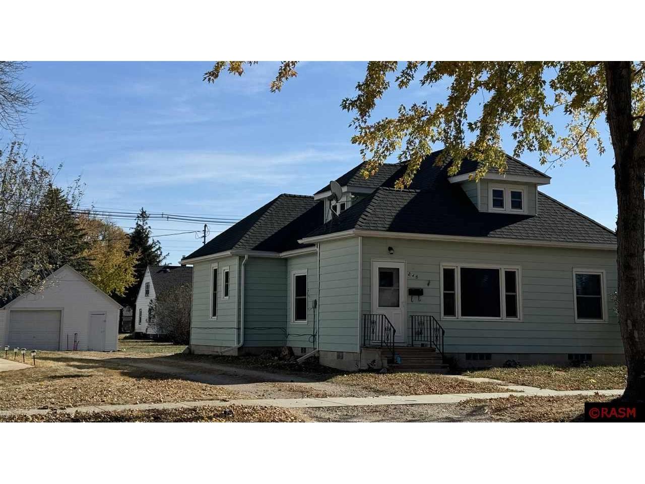 245 SE 1st Avenue Wells MN 56097 7036247 image1