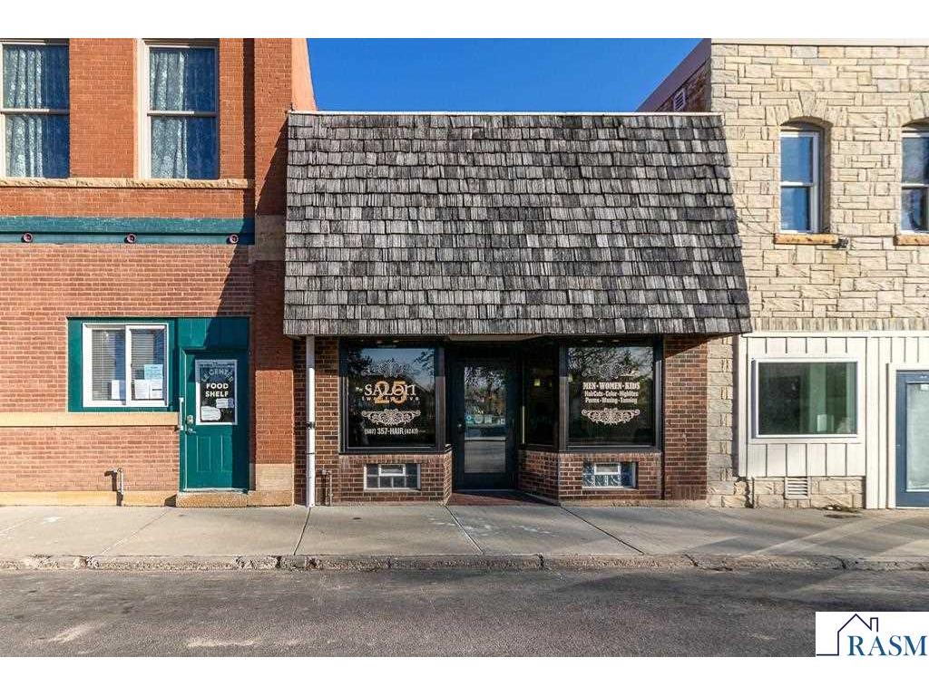 25 S Park Avenue Le Center MN 56057 7039160 image1
