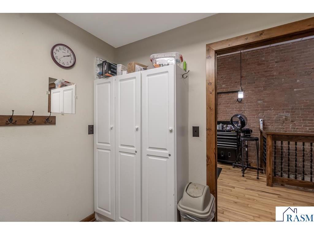 25 S Park Avenue Le Center MN 56057 7039160 image18