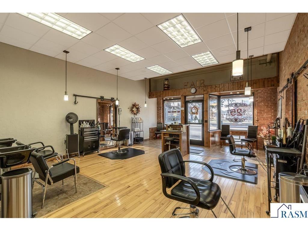 25 S Park Avenue Le Center MN 56057 7039160 image7