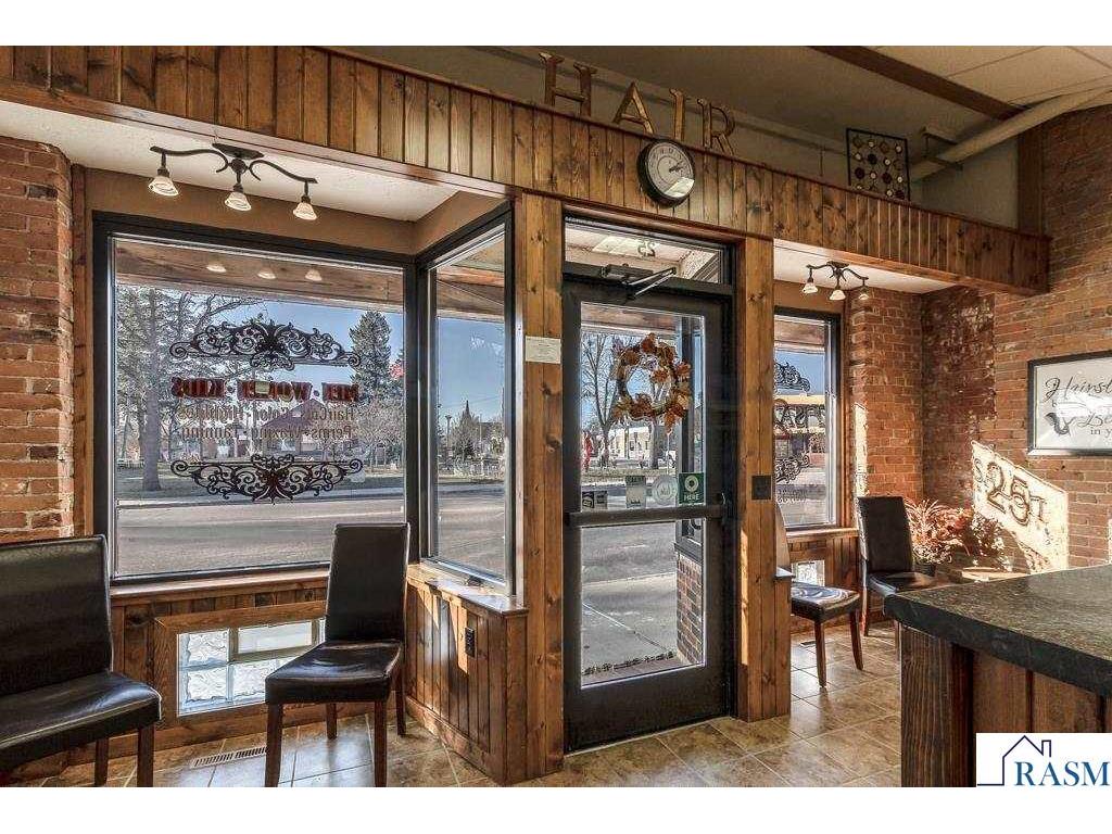 25 S Park Avenue Le Center MN 56057 7039161 image3