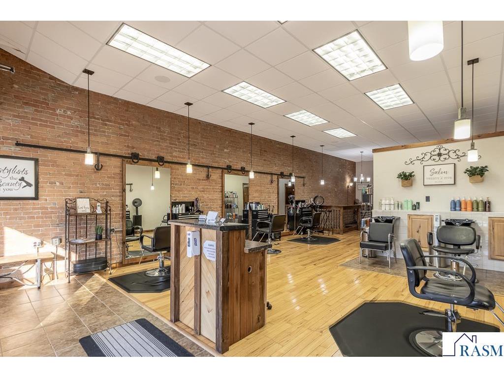 25 S Park Avenue Le Center MN 56057 7039161 image6