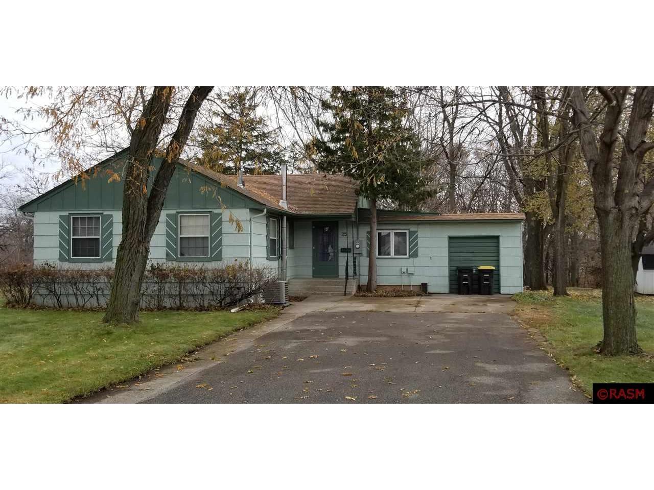 25 Skyline Drive Mankato Mn 56001 Mls 7022768 Edina Realty