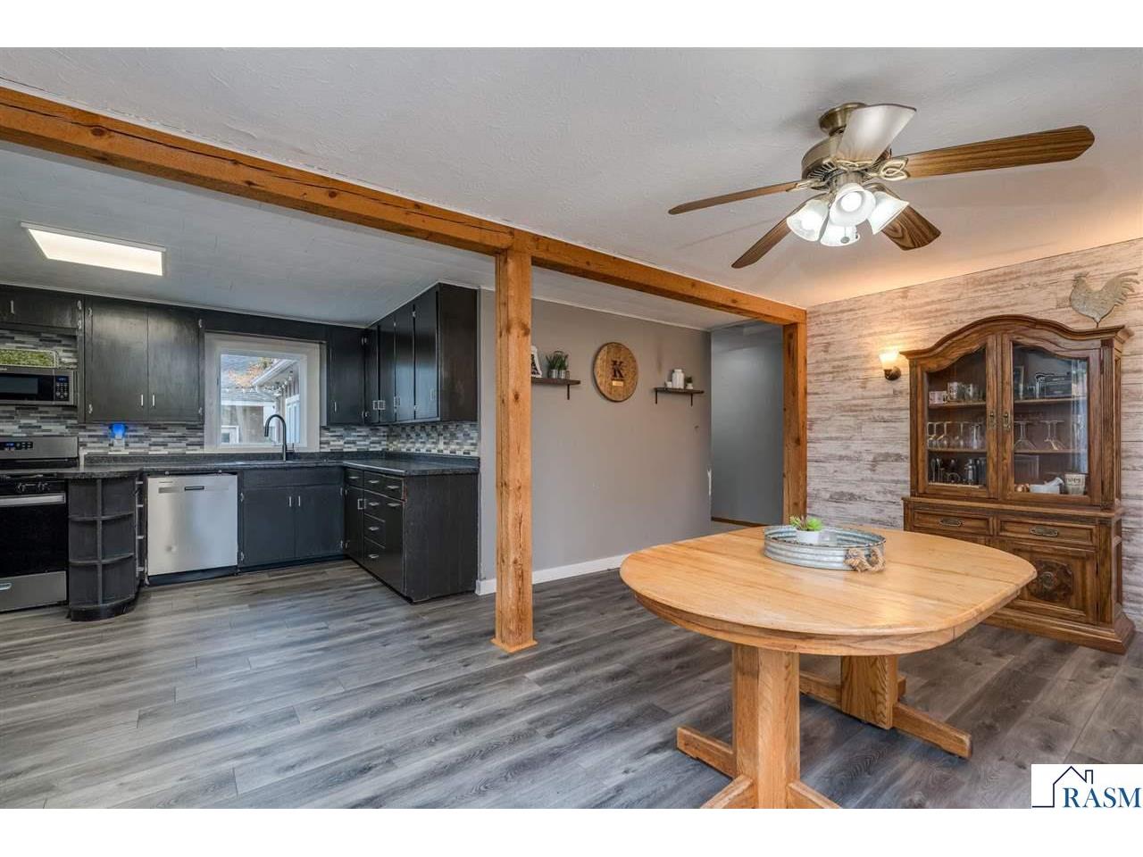 250 S Cordova Avenue Le Center MN 56057 7038960 image6