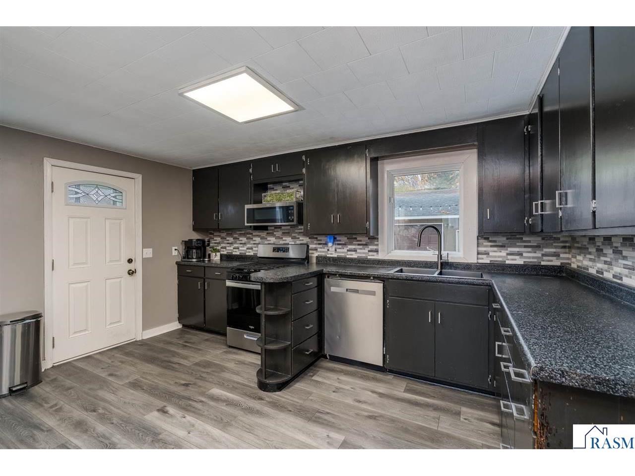 250 S Cordova Avenue Le Center MN 56057 7038960 image7