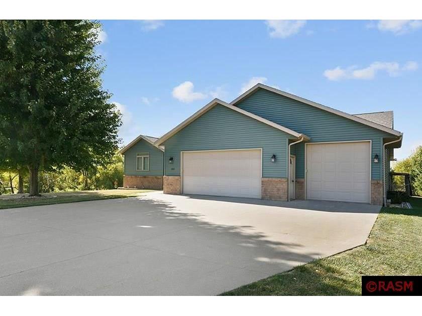 252 Oak Drive Eagle Lake MN 56024 7037091 image1