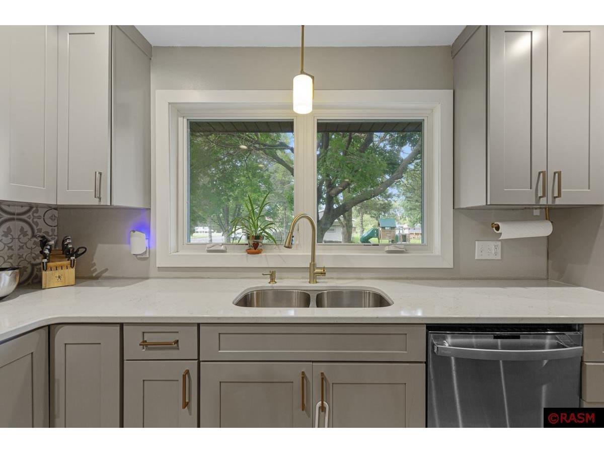 255 W 7th Street Gibbon MN 55334 7038526 image12