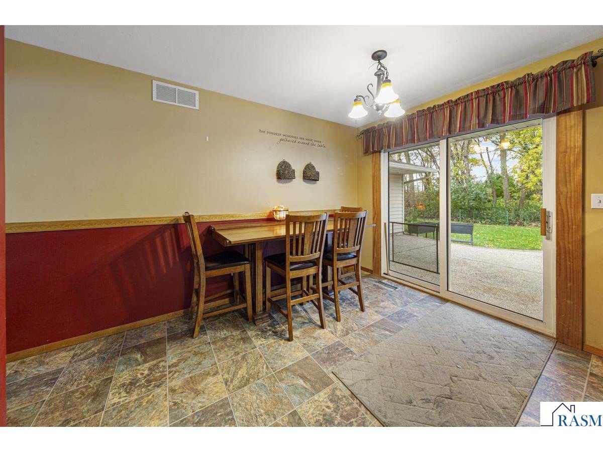 2609 E Main Street Mankato MN 56001 7038907 image11