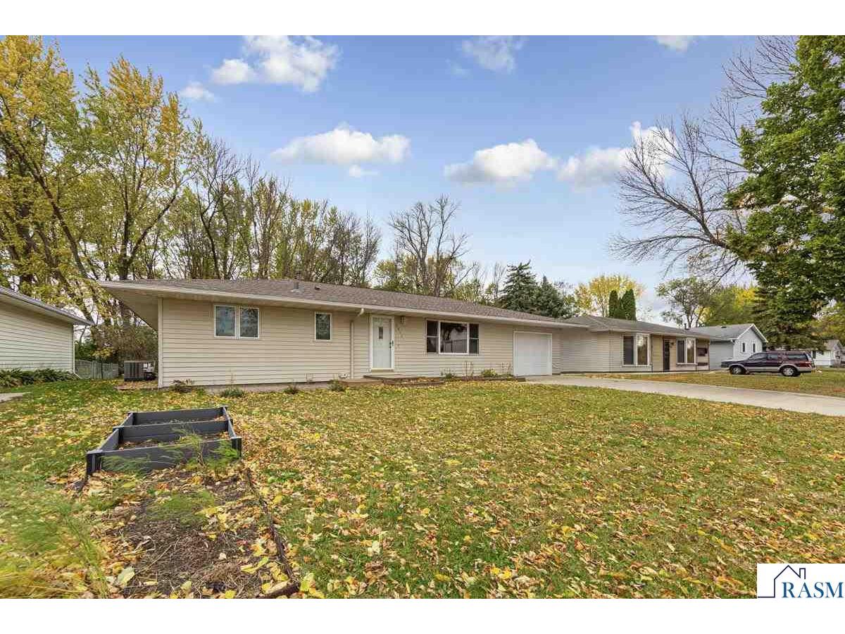 2609 E Main Street Mankato MN 56001 7038907 image28