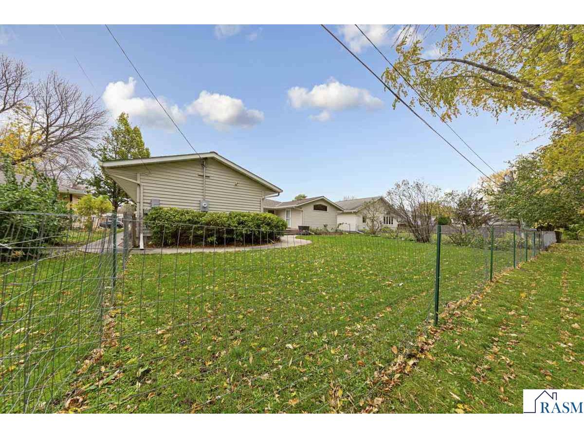 2609 E Main Street Mankato MN 56001 7038907 image29