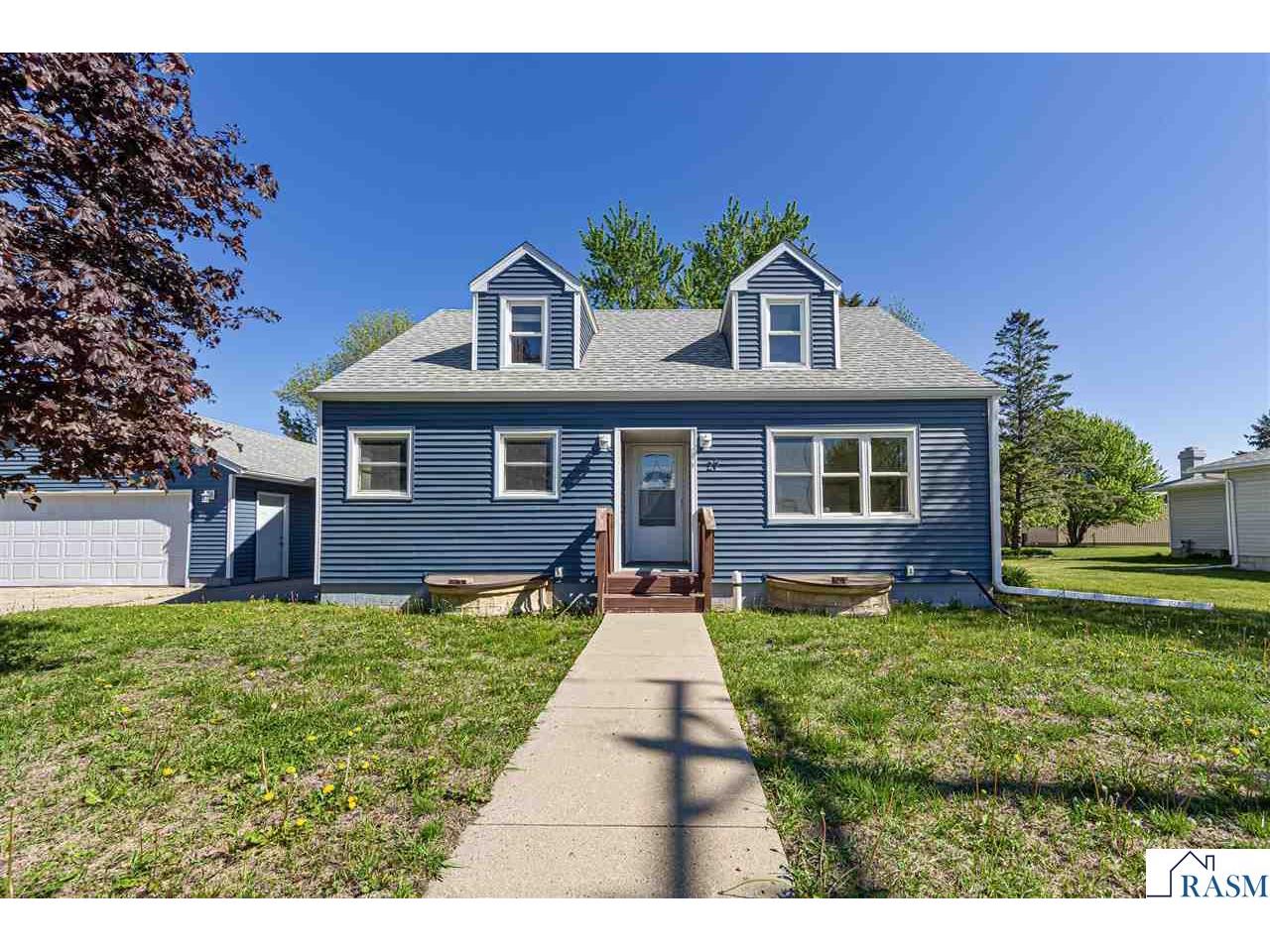 27 9th Avenue Minnesota Lake MN 56068 7040288 image1