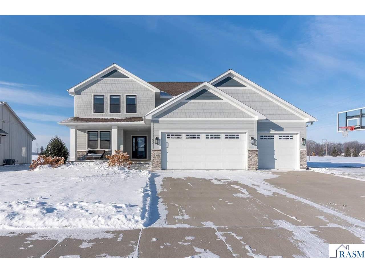 27 Prairie Court North Mankato MN 56003 7039155 image1