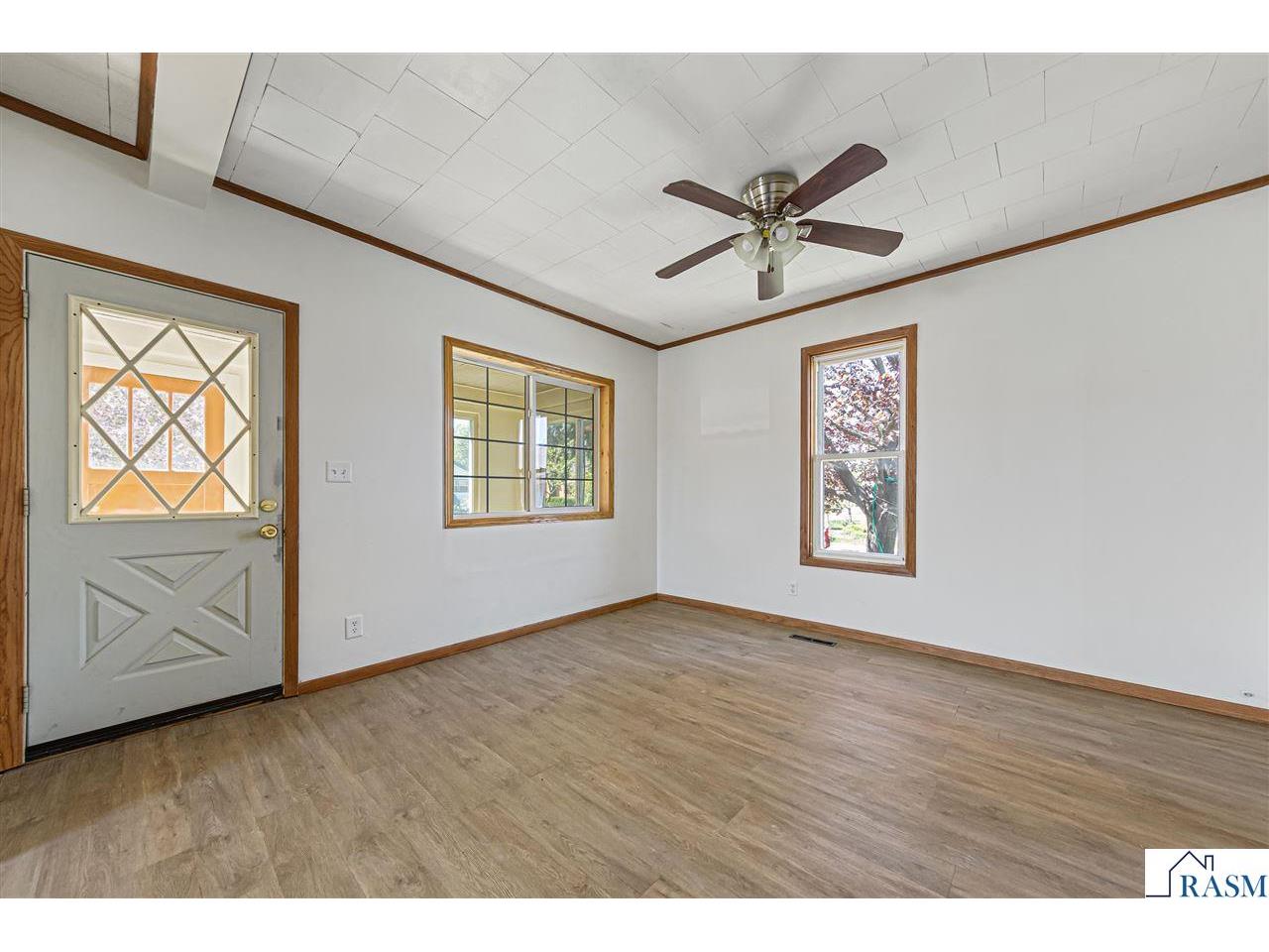272 W Tyrone Street Le Center MN 56057 7040235 image11