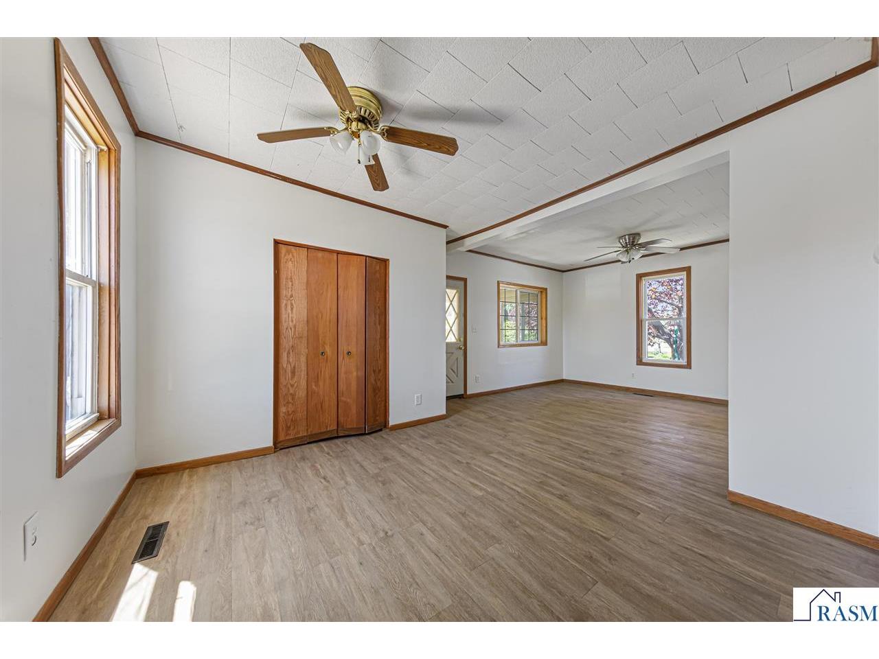 272 W Tyrone Street Le Center MN 56057 7040235 image16