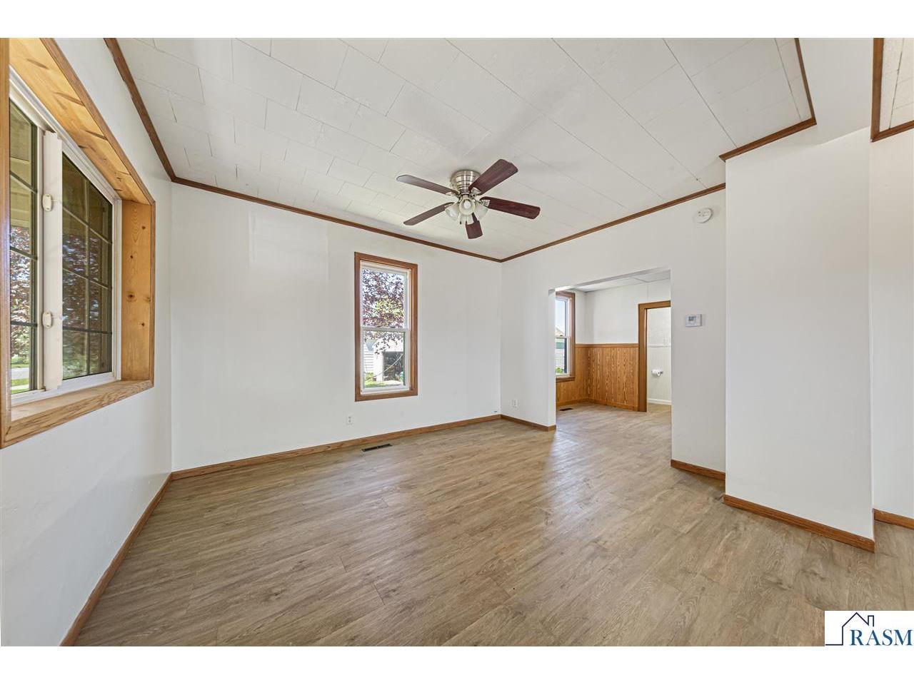 272 W Tyrone Street Le Center MN 56057 7040235 image18