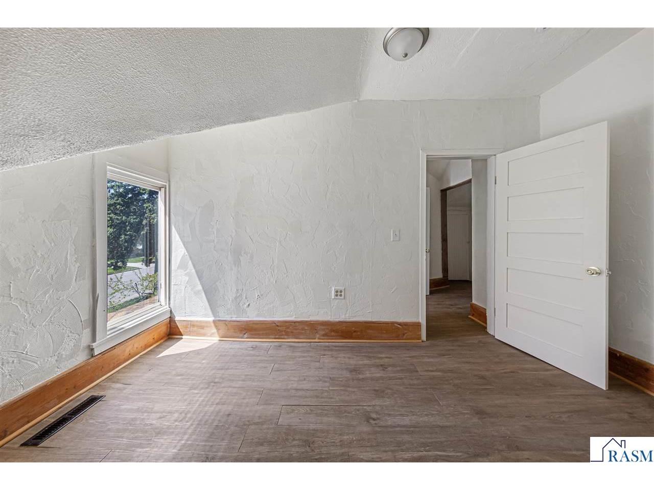 272 W Tyrone Street Le Center MN 56057 7040235 image32