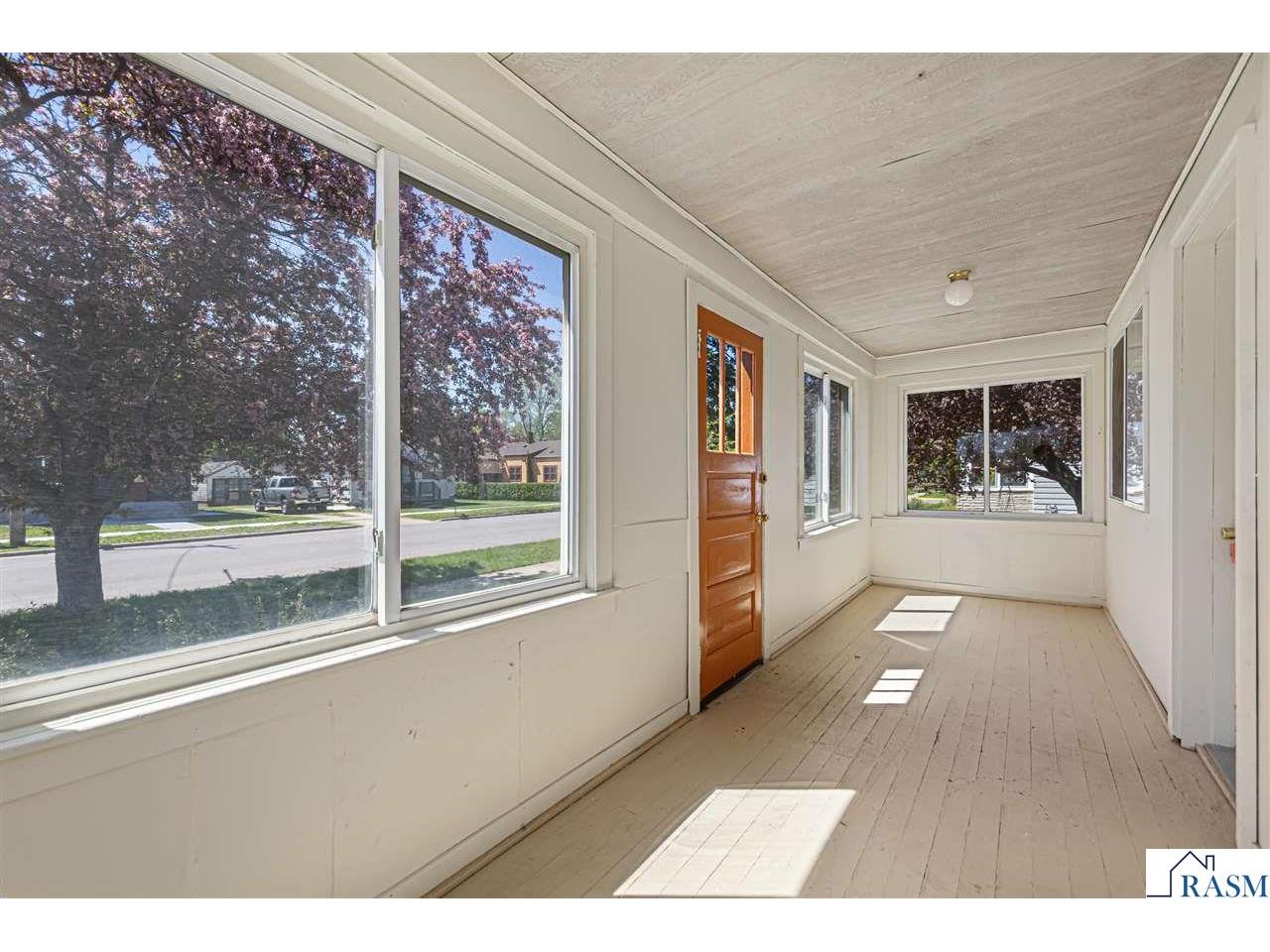 272 W Tyrone Street Le Center MN 56057 7040235 image9