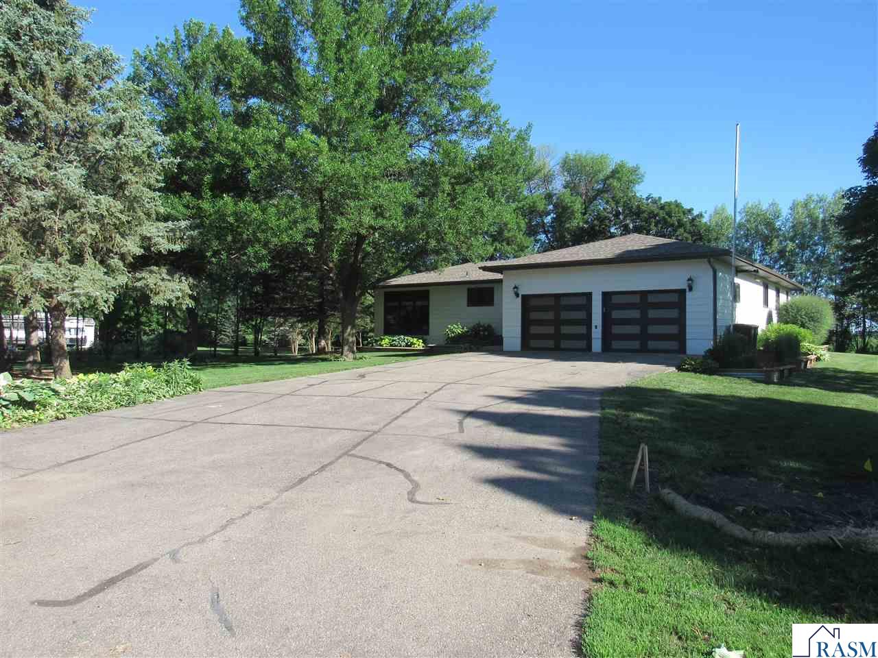 28 Linden Lane Blue Earth MN 56013 267040570 image1
