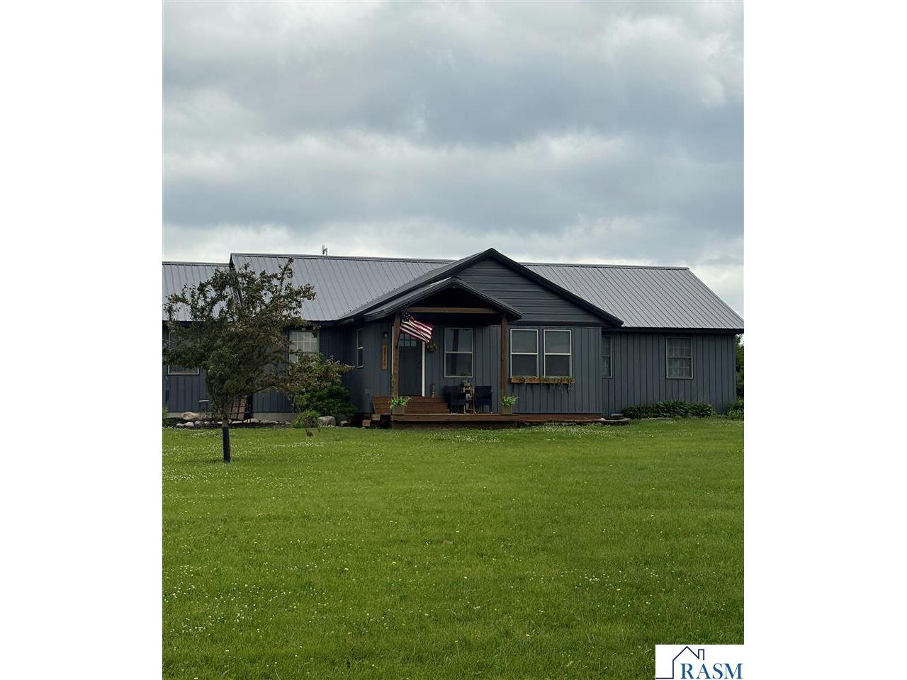 28149 710th Avenue Saint James MN 56081 7040166 image1