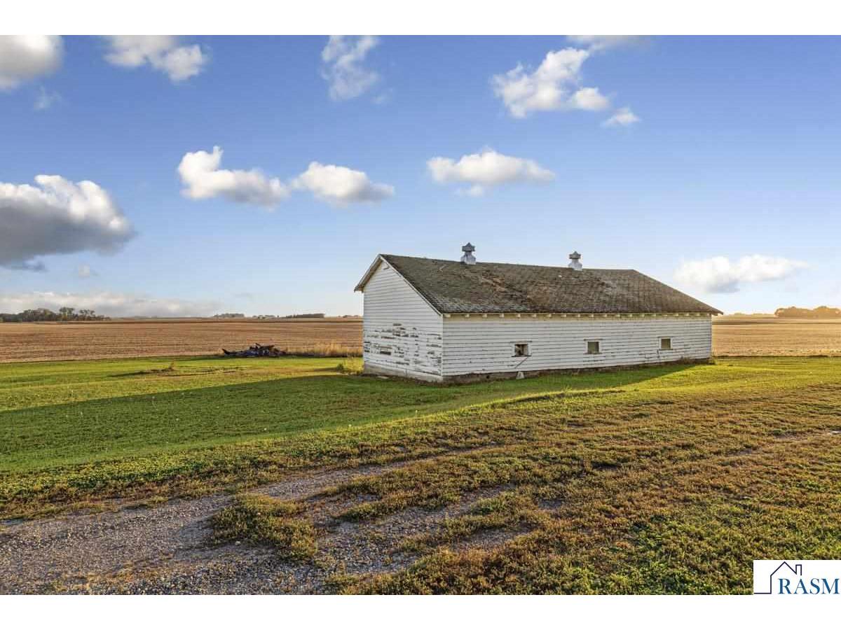 29022 431st Avenue Arlington MN 55307 7039058 image33