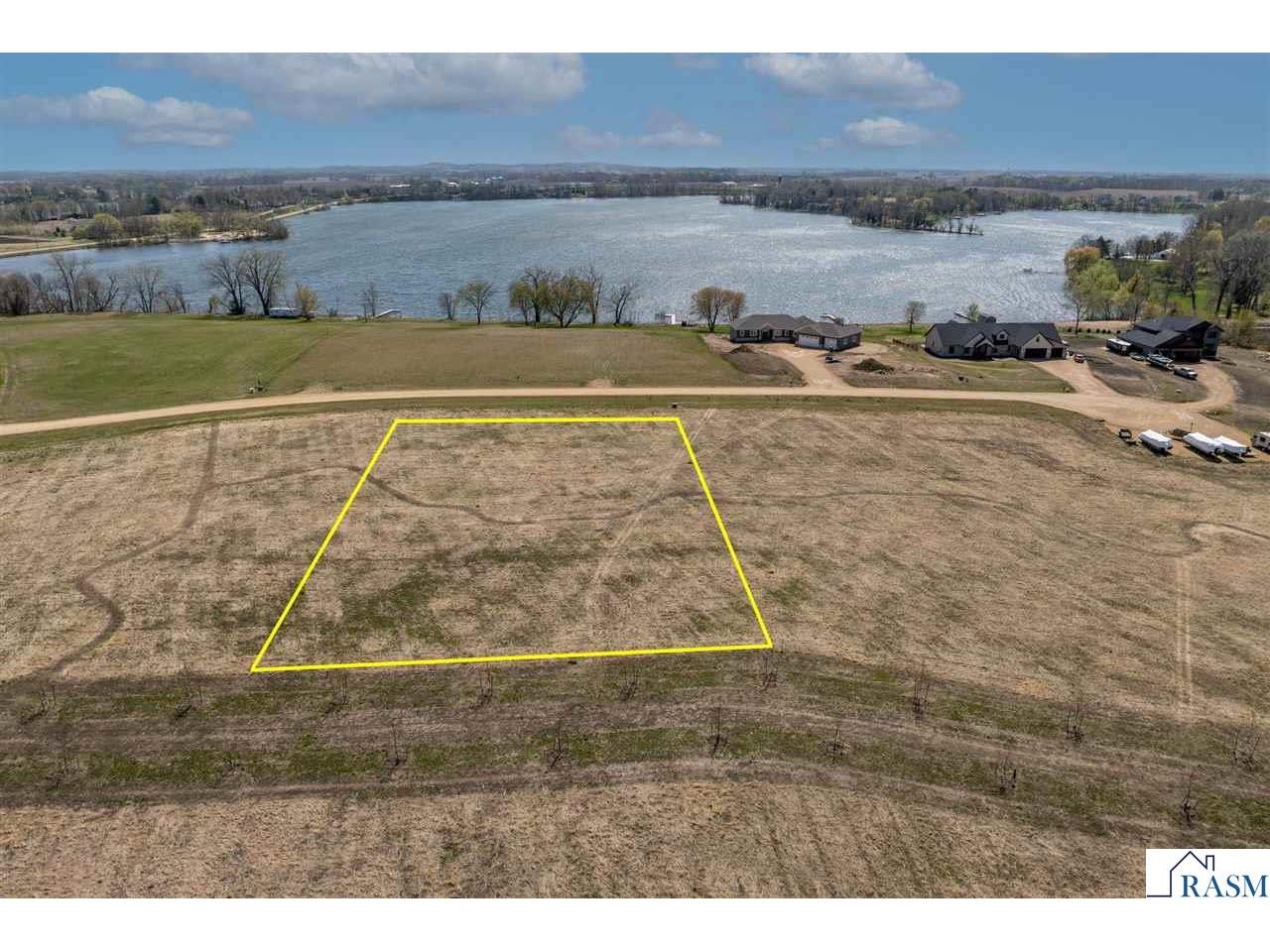 2xxx Lakeview Court Cleveland MN 56017 - West Jefferson 7040093 image1