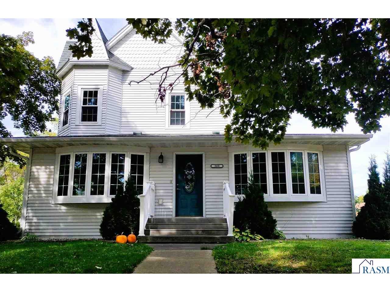 300 E East South Street Amboy MN 56010 7038235 image1