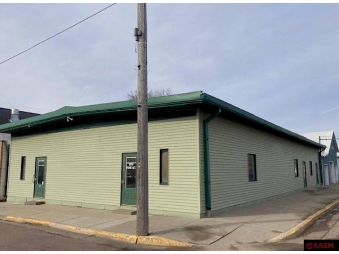 300 Pine Street Nicollet MN 56074 7033016 image1