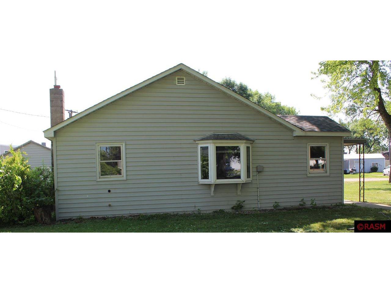 300 Railroad Avenue Hanska MN 56041 7034174 image1