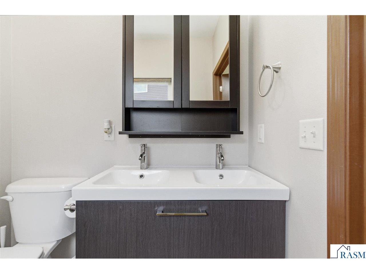 300 Tanager Road Mankato MN 56001 267040489 image15