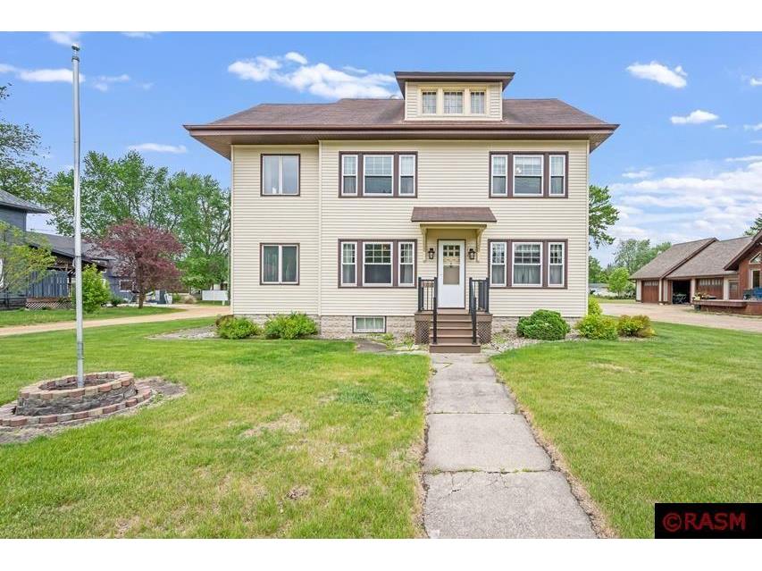 300 W Cleveland Ave Winnebago MN 56098 7037507 image1