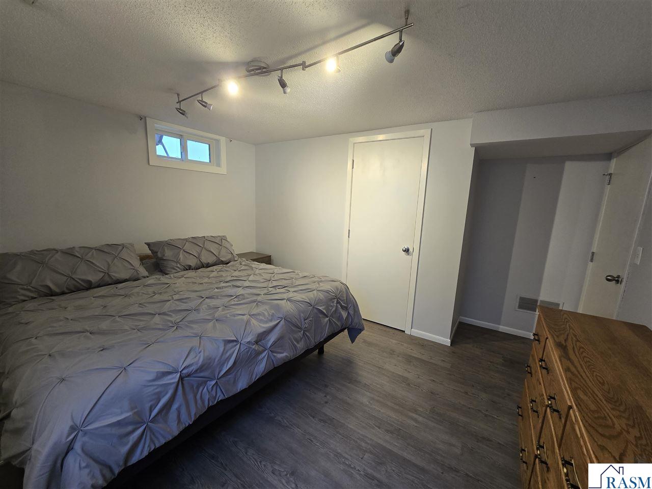 301 Elm St NE Sleepy Eye MN 56085 267040978 image17