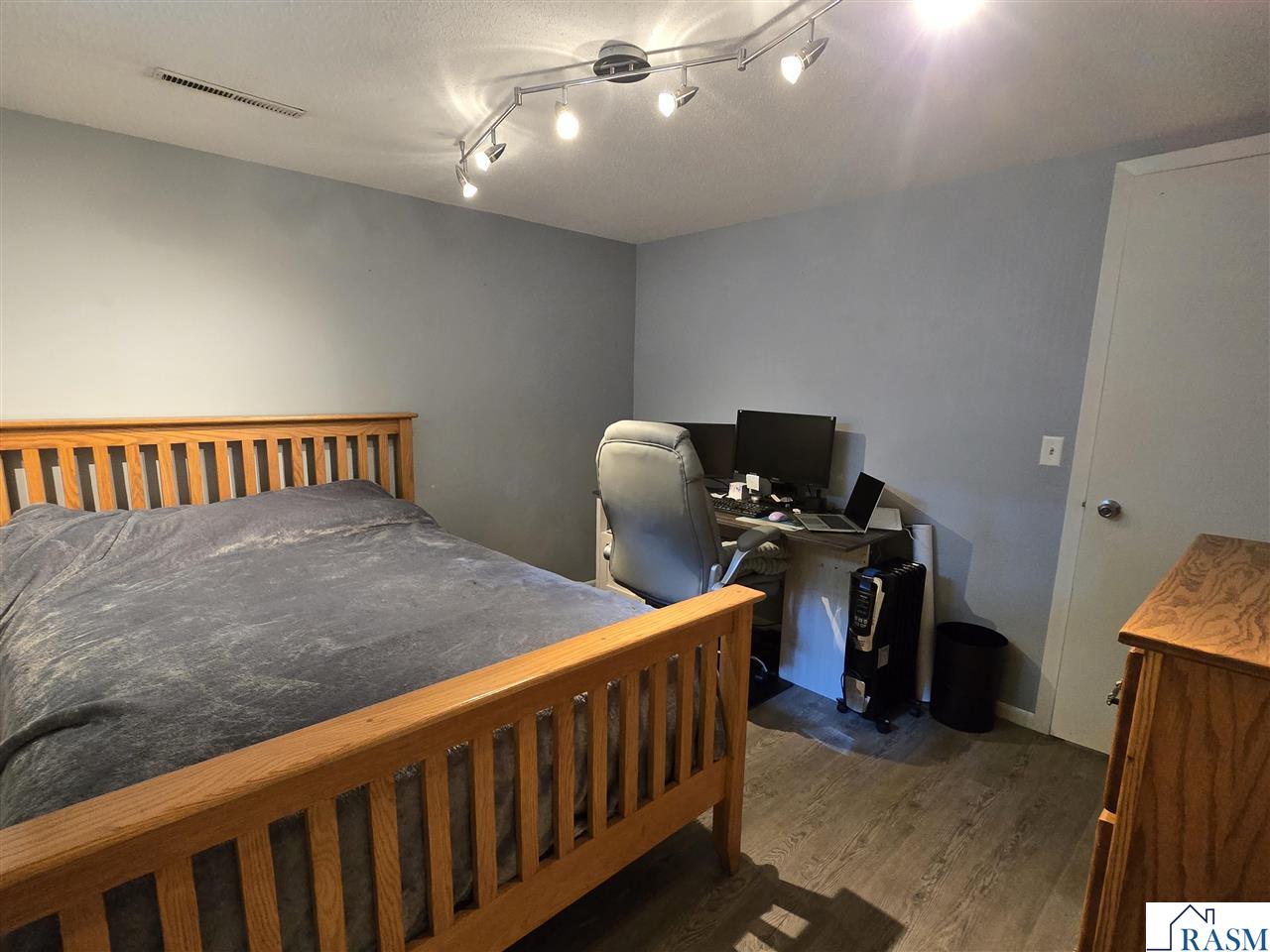 301 Elm St NE Sleepy Eye MN 56085 267040978 image19