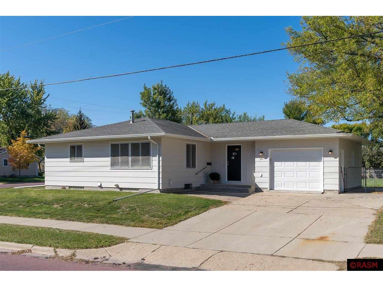 301 Holly Lane, Mankato, MN, 56001 MLS 7028248 Edina Realty