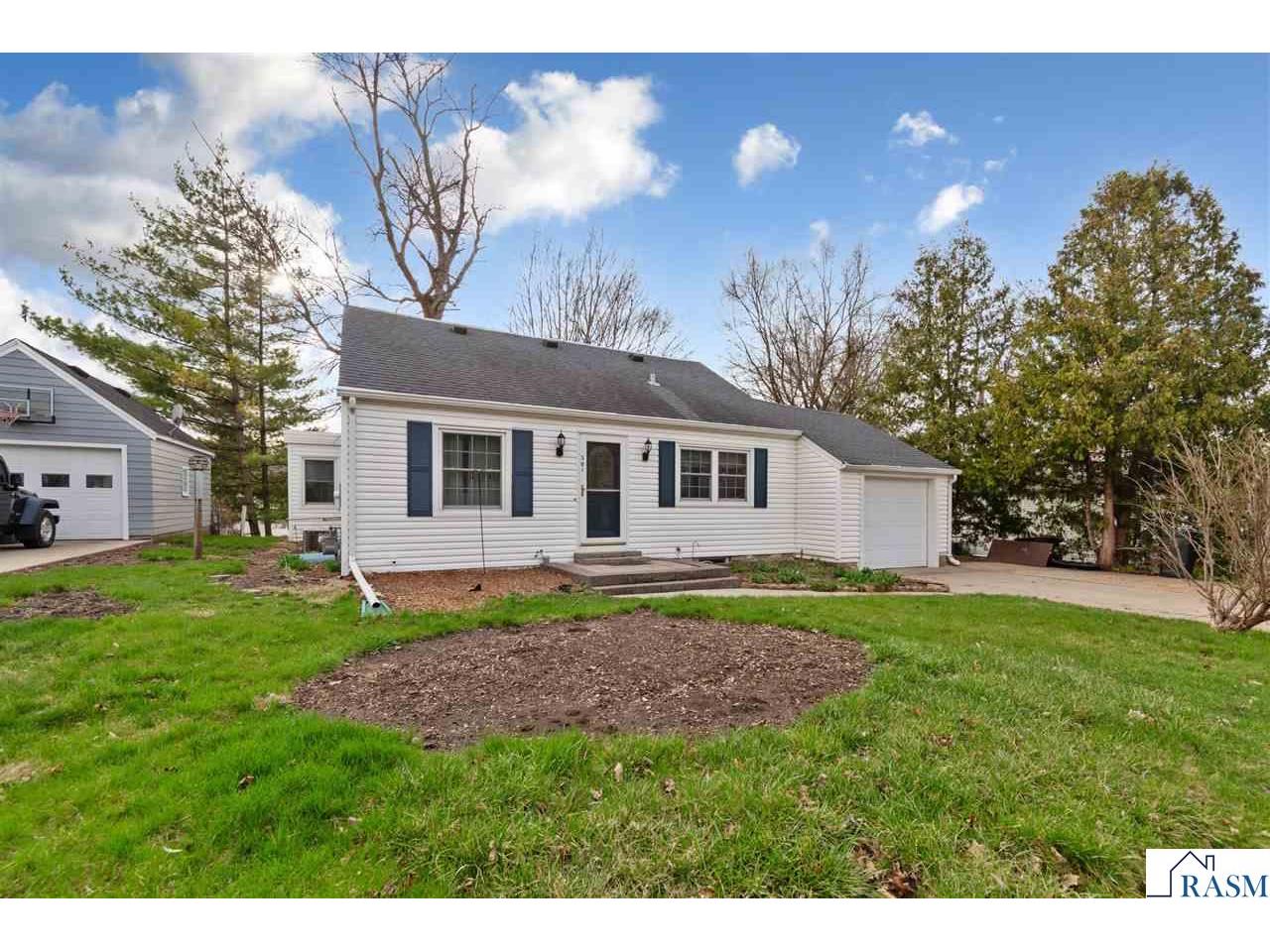 301 James Avenue Mankato MN 56001 7039983 image1