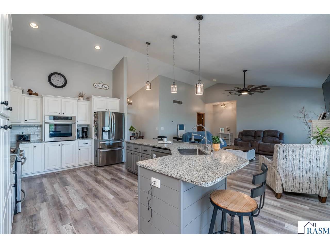 301 NW 7th Street New Richland MN 56072 267040925 image12