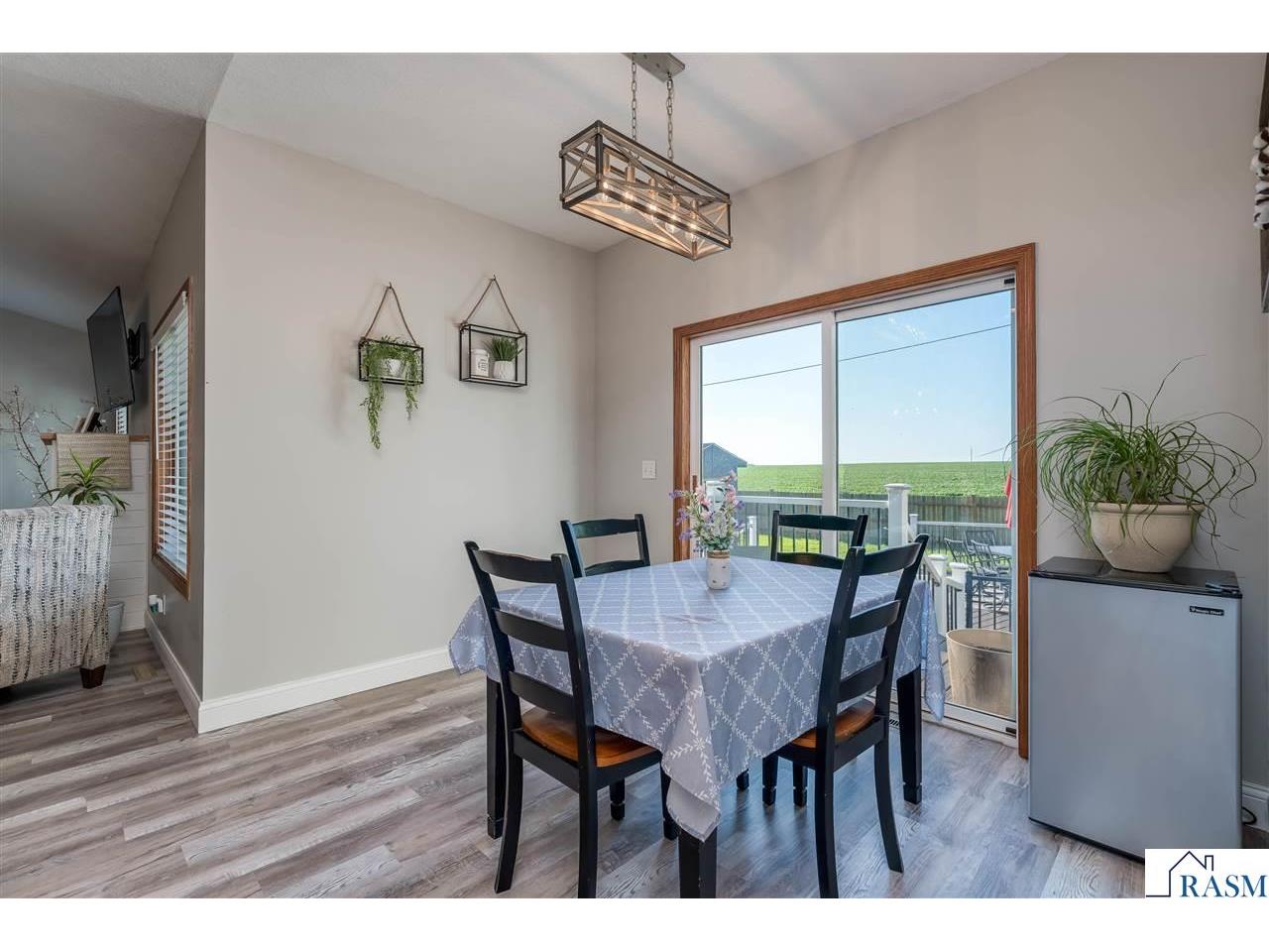 301 NW 7th Street New Richland MN 56072 267040925 image13
