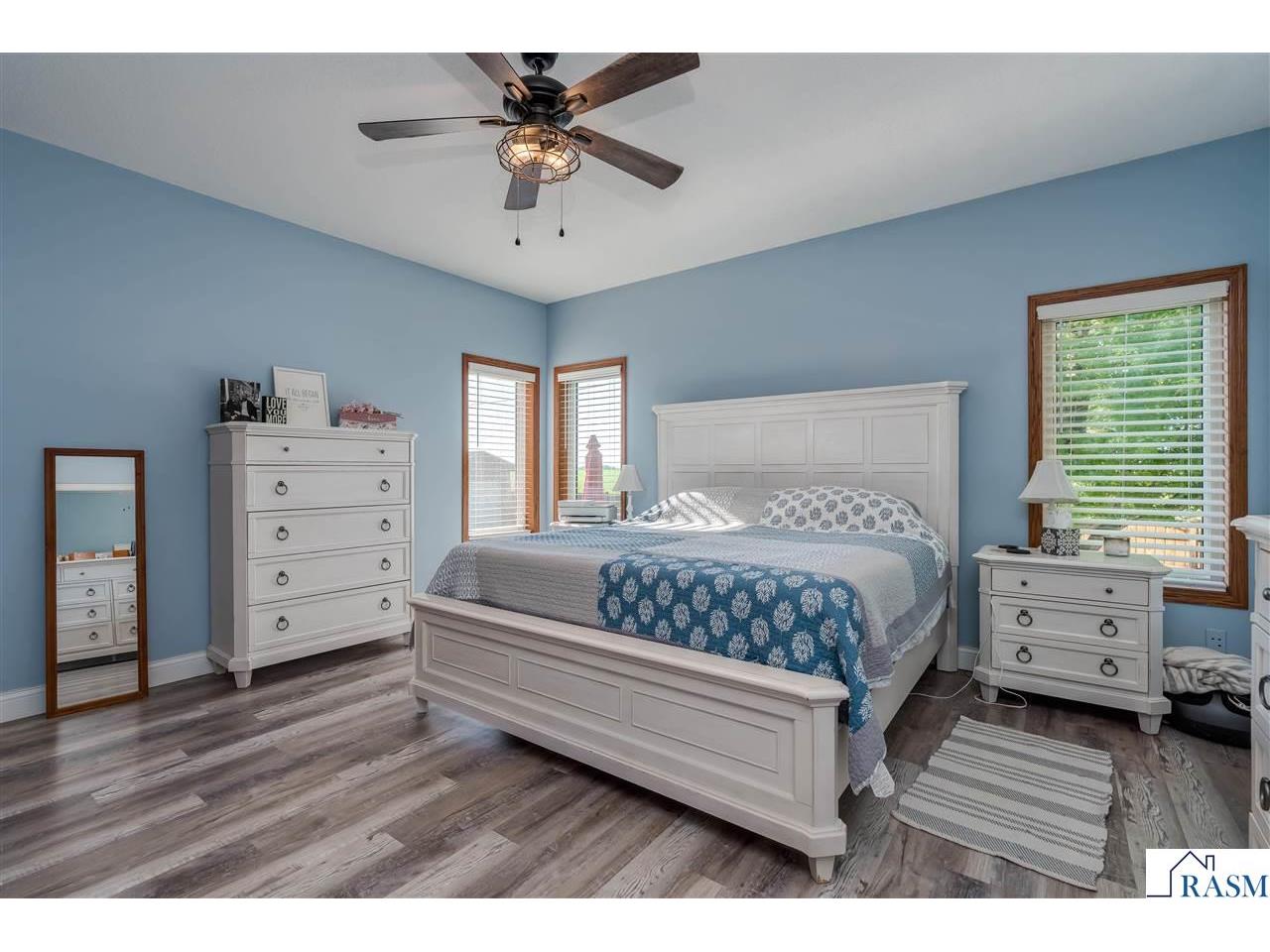 301 NW 7th Street New Richland MN 56072 267040925 image17