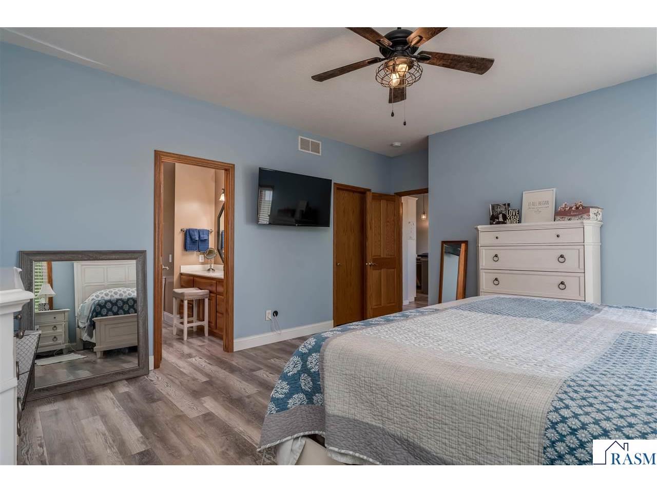 301 NW 7th Street New Richland MN 56072 267040925 image18