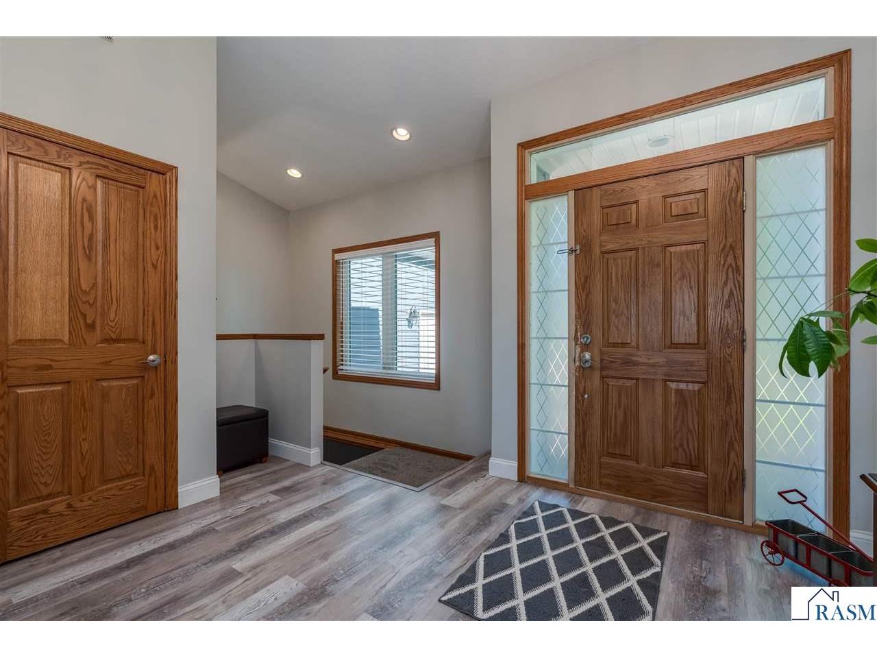 301 NW 7th Street New Richland MN 56072 267040925 image3