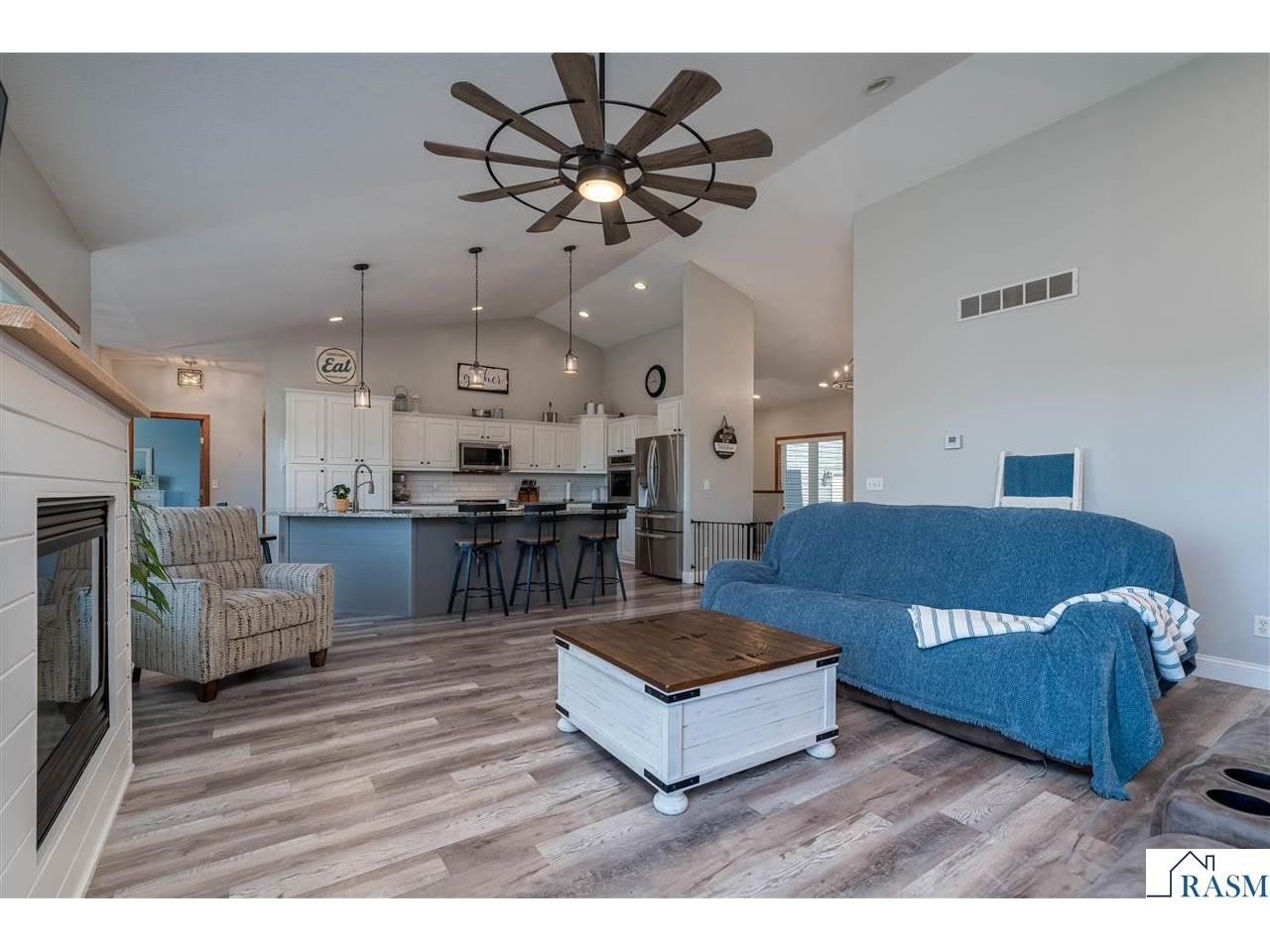 301 NW 7th Street New Richland MN 56072 267040925 image6