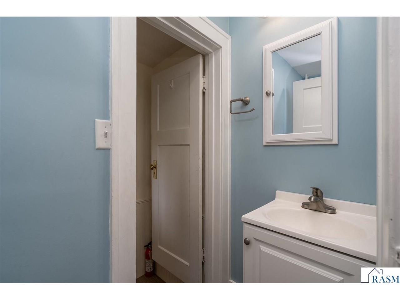 301 W 1st Street Janesville MN 56048 267040928 image19
