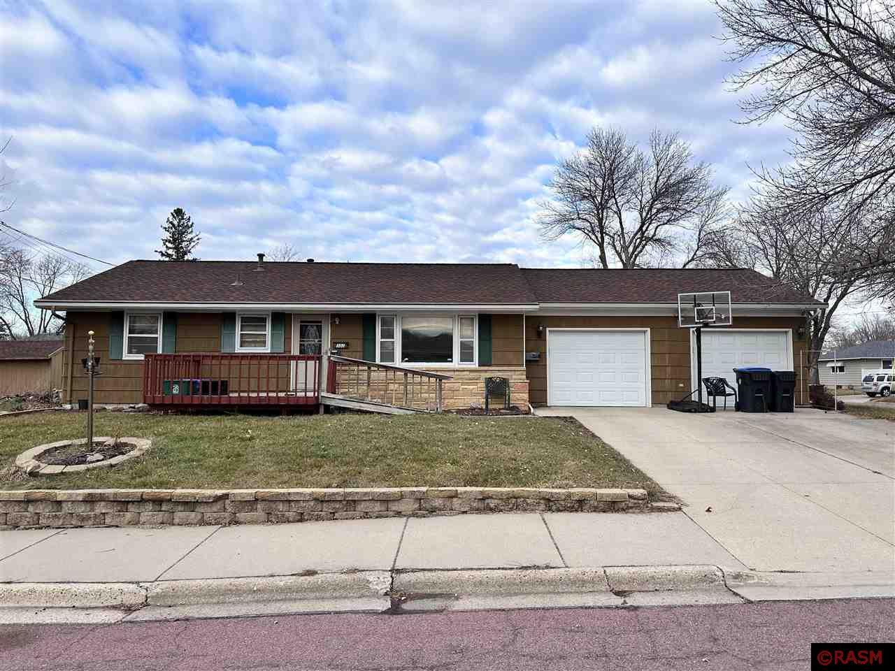 302 Emerson Lane Mankato MN 56001 7034019 image1
