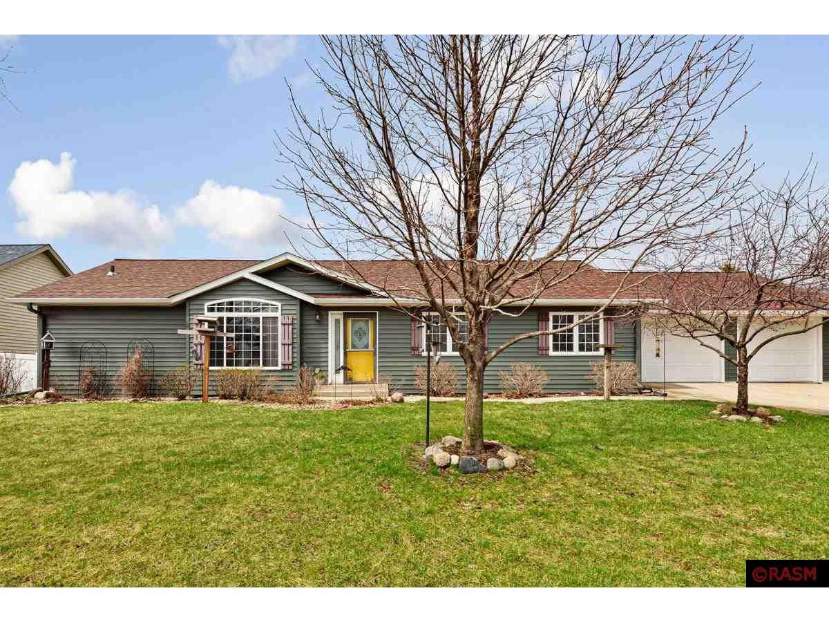 302 Paul Hanson Drive Clarks Grove MN 56016 7037204 image1