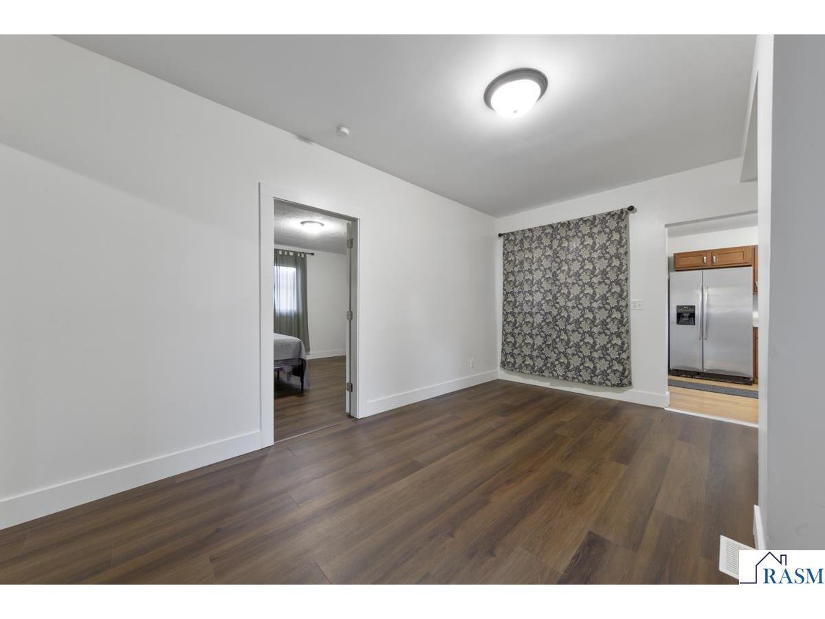 302 S Renville Street Winthrop MN 55396 7038800 image10